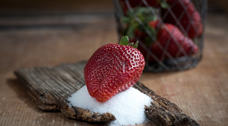 Kilo cytryn zawiera więcej cukru niż kilo truskawek!